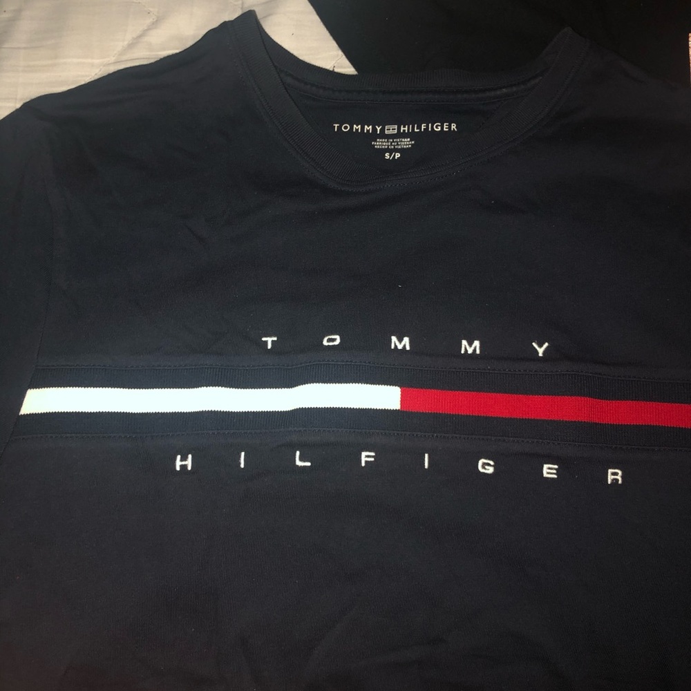 Tommy Hilfiger t shirt